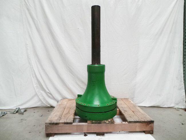 AML100718-U John Deere Піввісь моста Axle Corner Used for John DeereВ® Tractor L100718