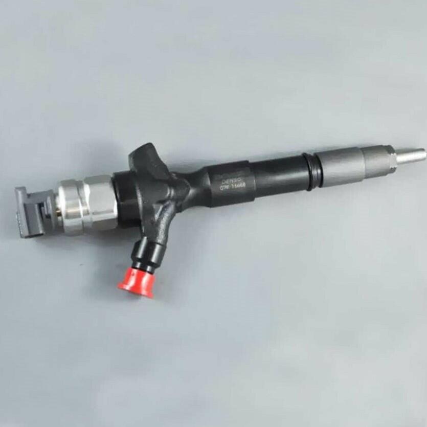 095000-8060 Denso Паливна форсунка  двигуна 1VD-FTV Нова LP