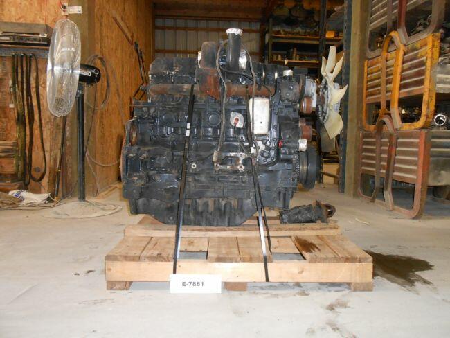 E-7881 CNH Дизельний двигун Iveco 6.7T Engine Used Iveco 6.7T Diesel for Case IHВ® Puma 140 Tractor