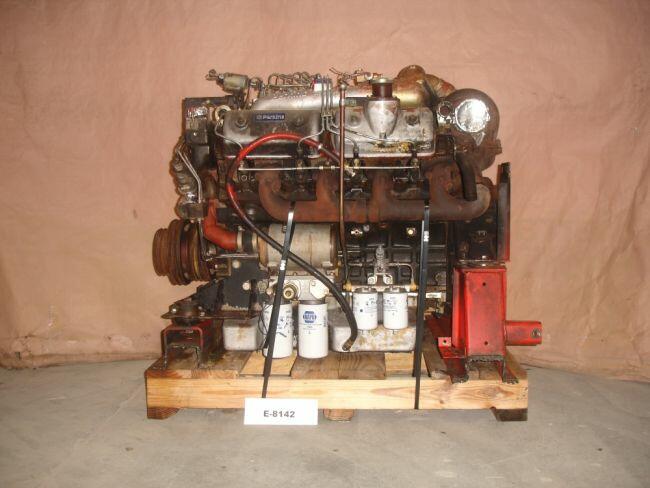 E-8142 Massey Ferguson Дизельний двигун 640T Engine Used Perkins 640T Diesel for Massey FergusonВ® Combine