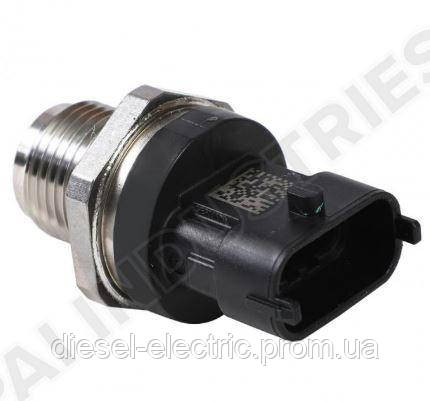 Датчик для двигунів техніки Cummins 5297640, 529-7640