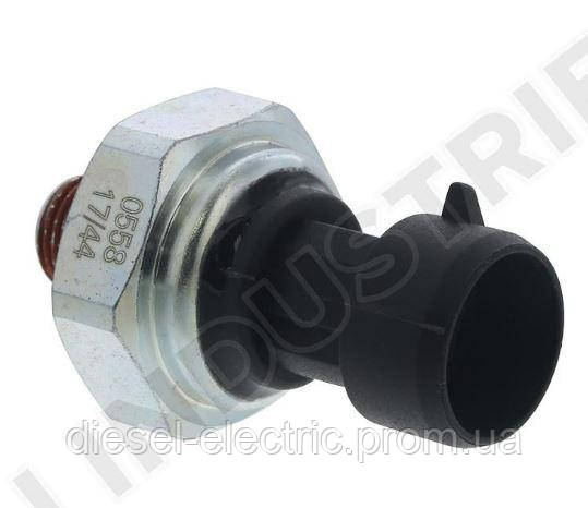 Датчик тиску оливи для техніки Volvo/Renault 5010437049, 501043-7049