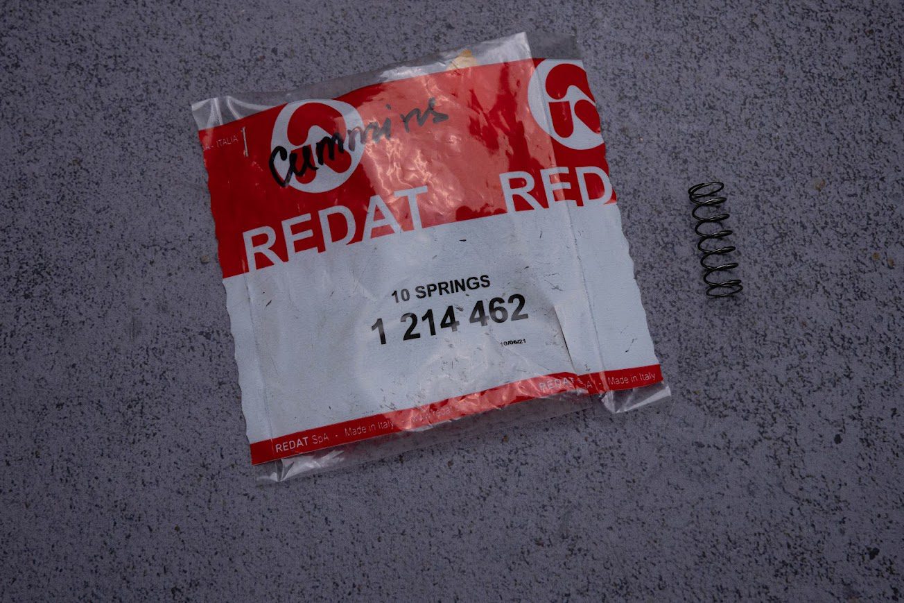 1214462 Пружина до форсунок 4326780, 4326781, 4088427. Гарантія 6 місяців.