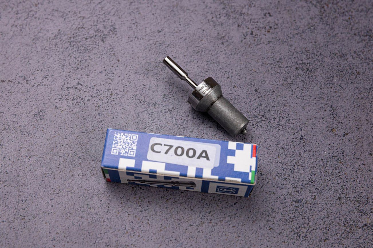 C700A Розпилювач до форсунок 3315895, 10R8998. Гарантія 6 місяців.